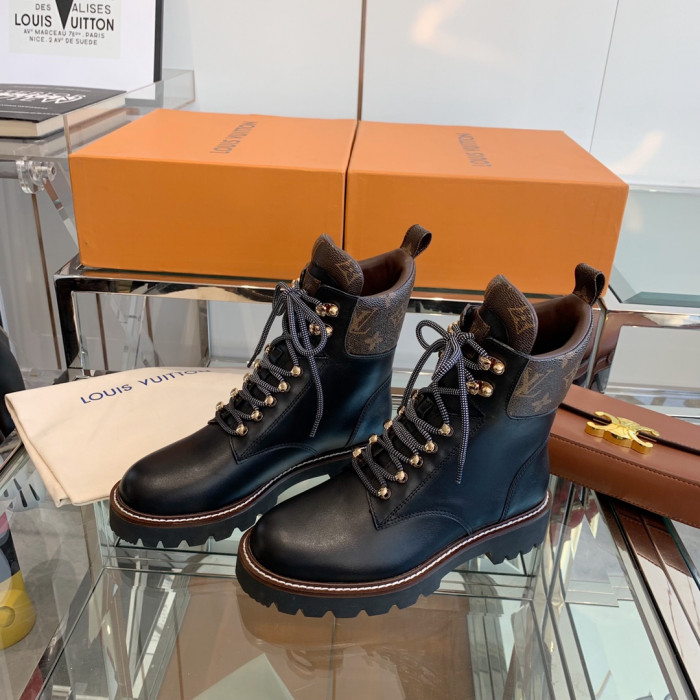 LOUS VUITO BOOTS
