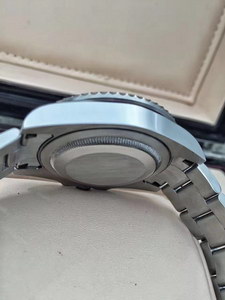 R*l*x watches-002