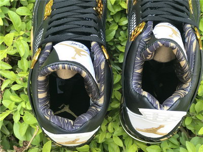 Air Jordan 4s Wings