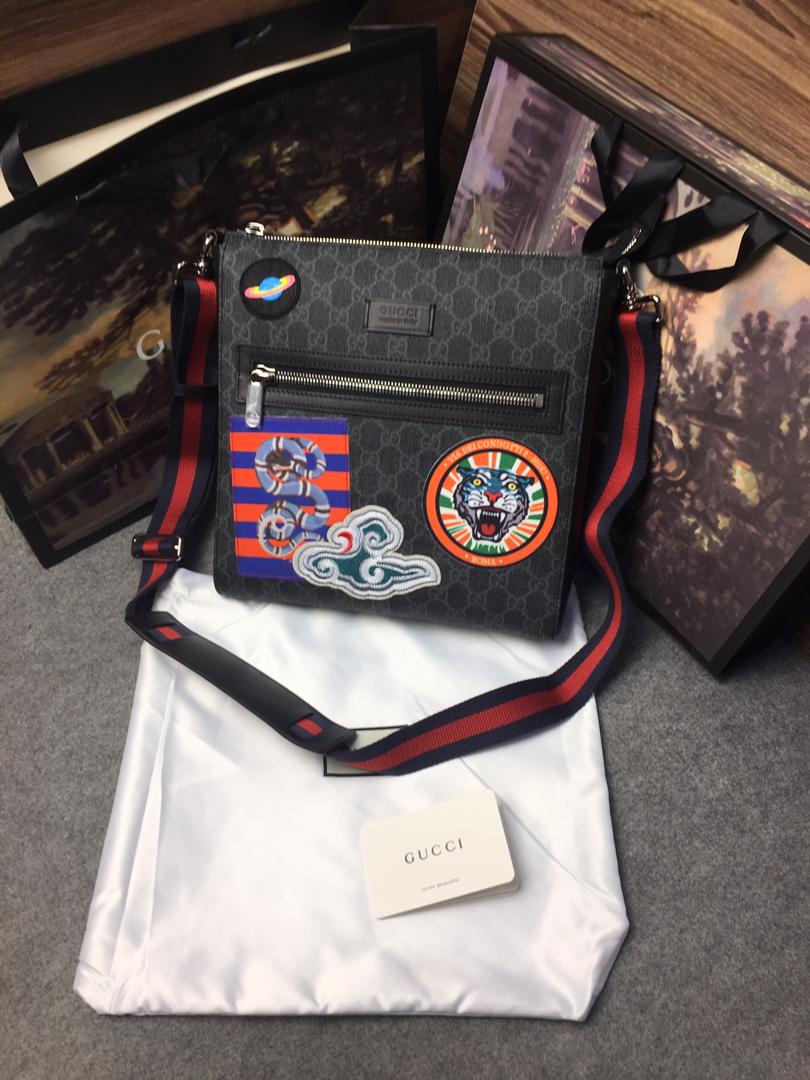 G*u*i handbags aaaa(men)-010