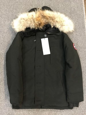 Can*a Go*e coat-070