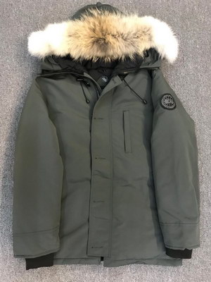 Can*a Go*e coat-068