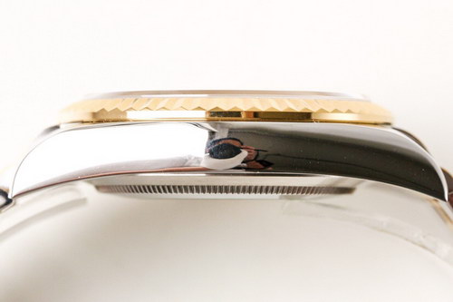 R*l*x watches-100