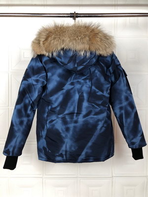 Can*a Go*e coat-117
