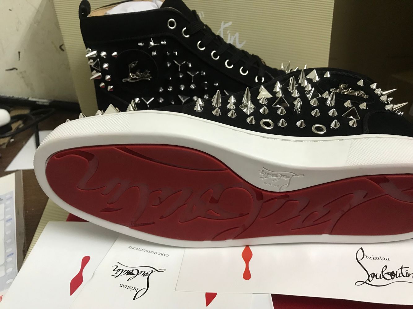 CL Men Shoes-503