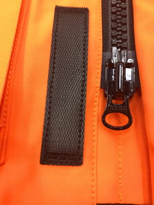 Can*a Go*e coat-181