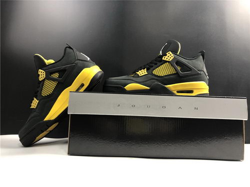 Air Jordan 4 Thunder