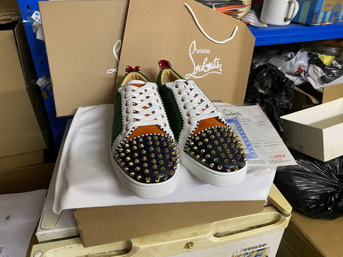 CL Men Shoes-533
