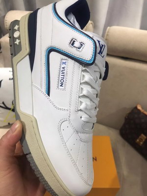 LV Shoes(AAAA)-708