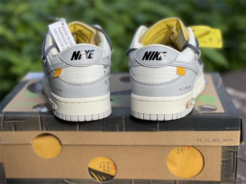 Off-White x Futura x Nike Dunk-086