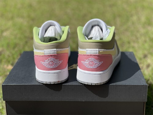 Air Jordan 1 Low-028