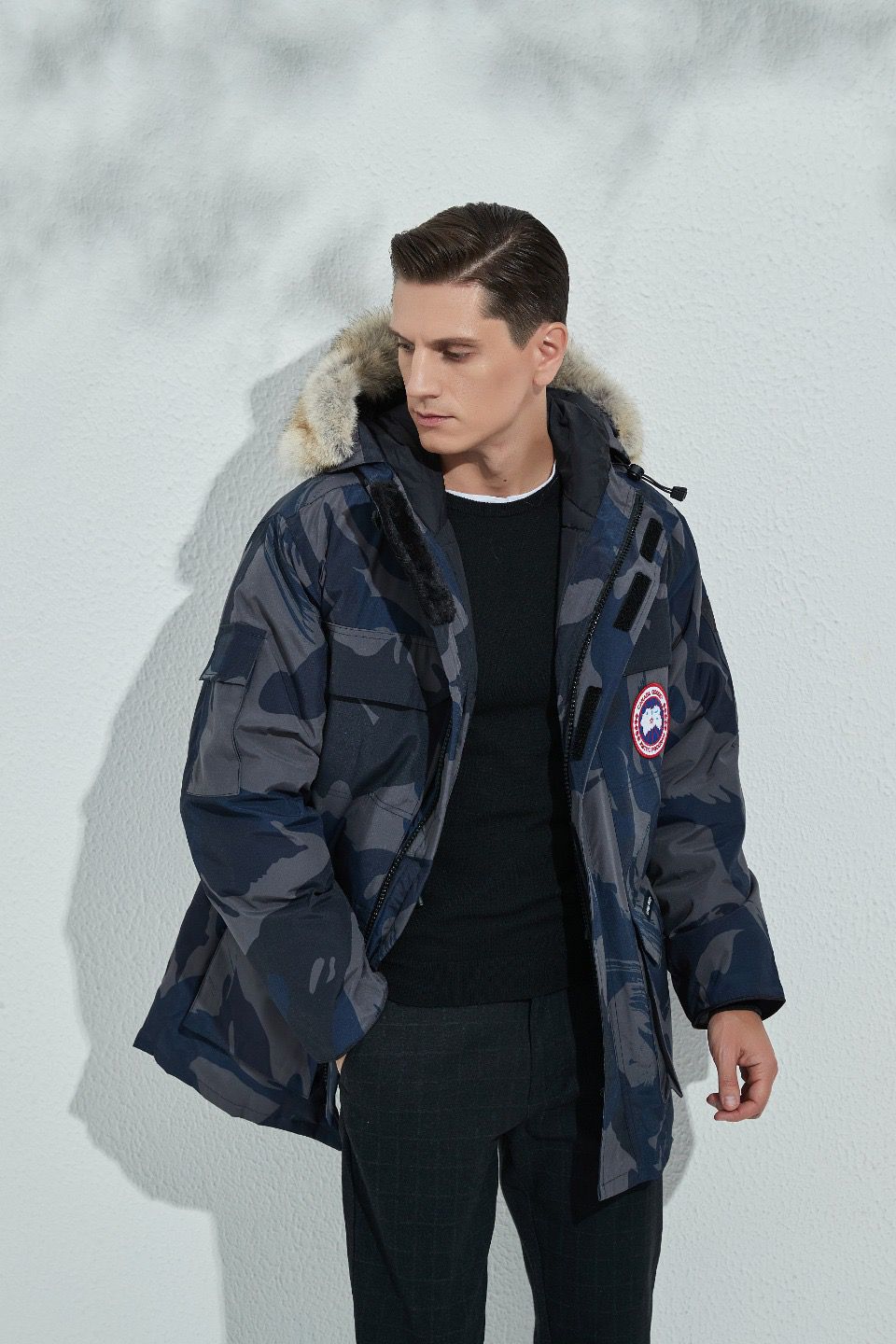 Can*a Go*e coat-194