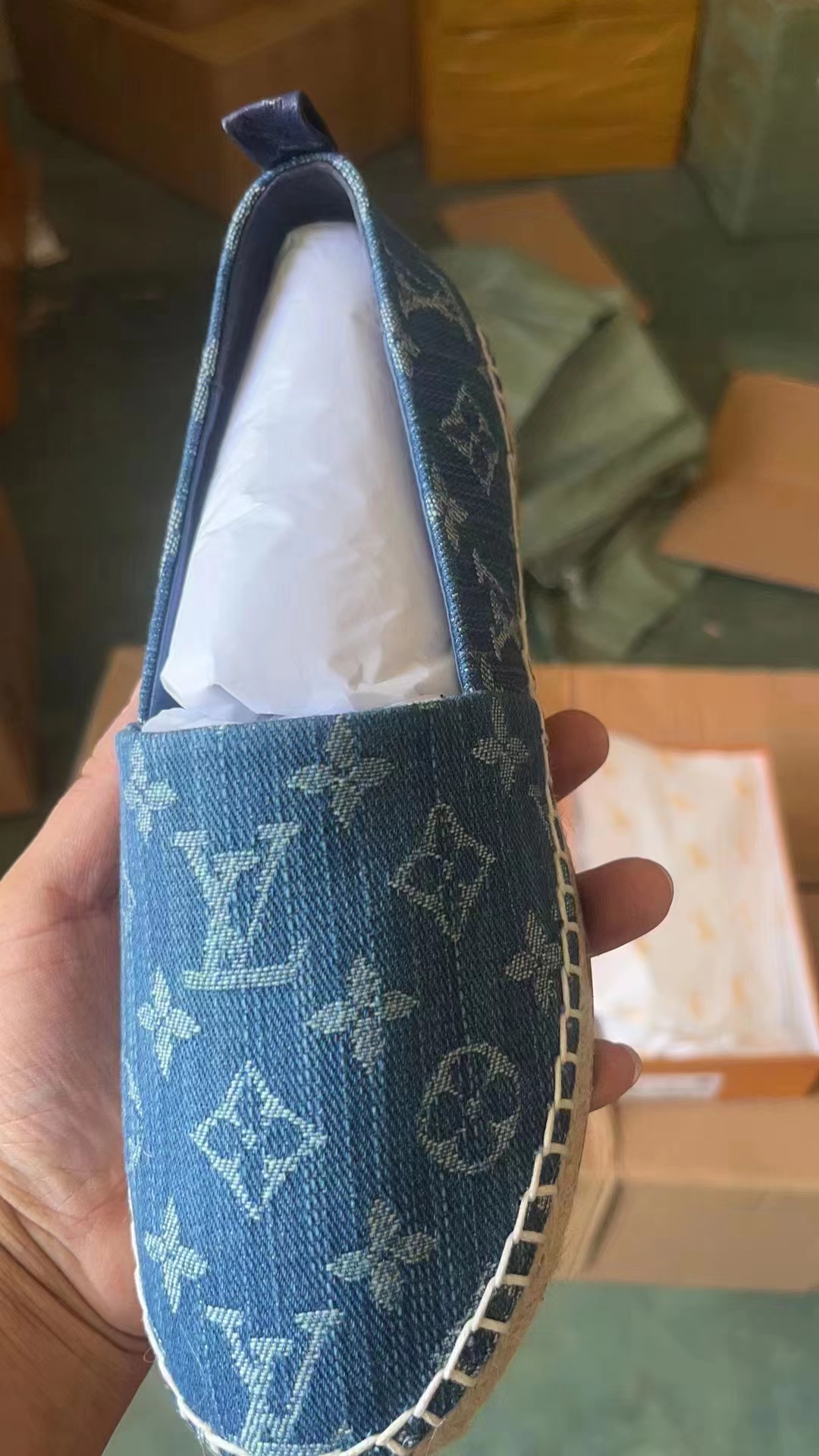 LV Shoes(AAA)-740