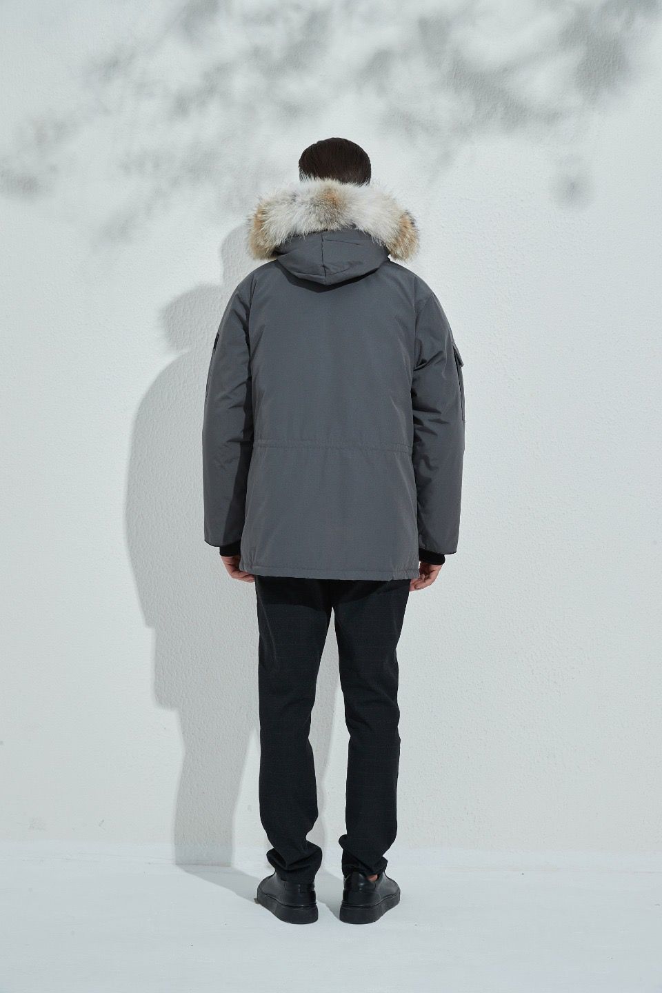 Can*a Go*e coat-193