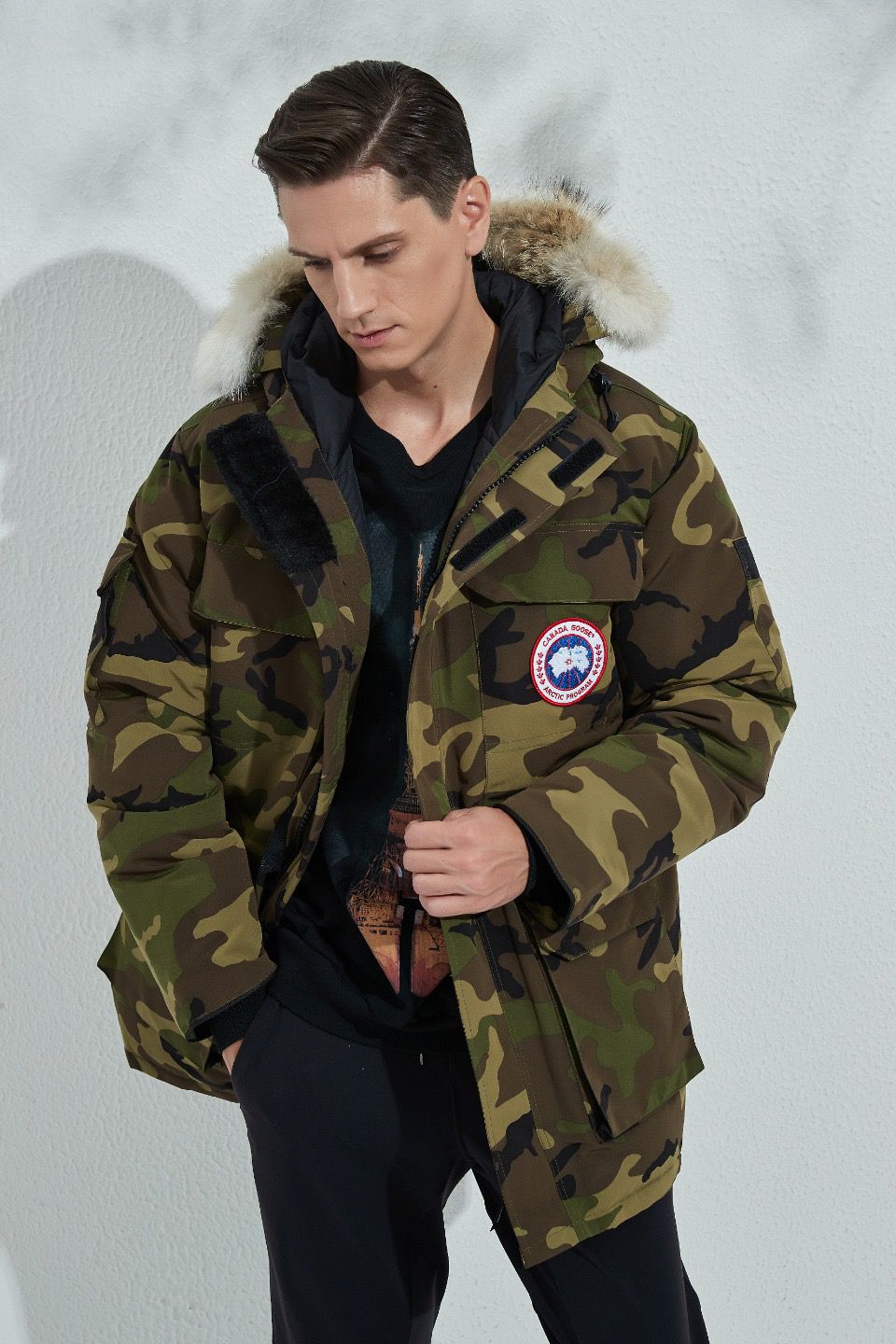 Can*a Go*e coat-198