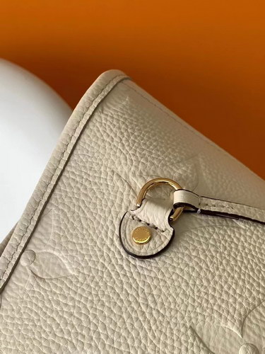 LV Handbags AAAA(Women)-178