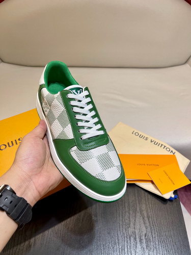 LV Shoes(AAA)-790