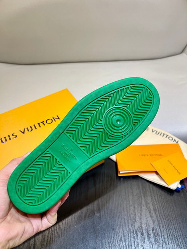LV Shoes(AAA)-790