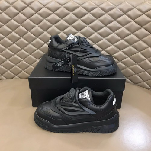 Versace Shoes(AAA)-188