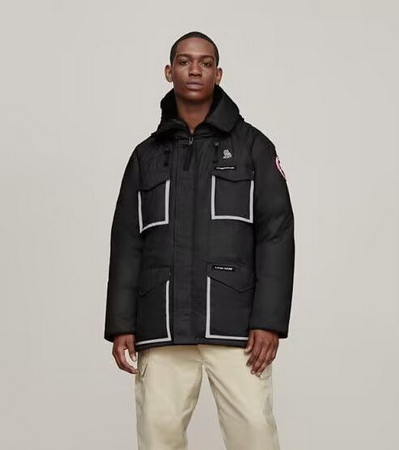 Can*a Go*e coat-213