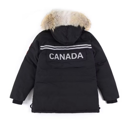 Can*a Go*e coat-230