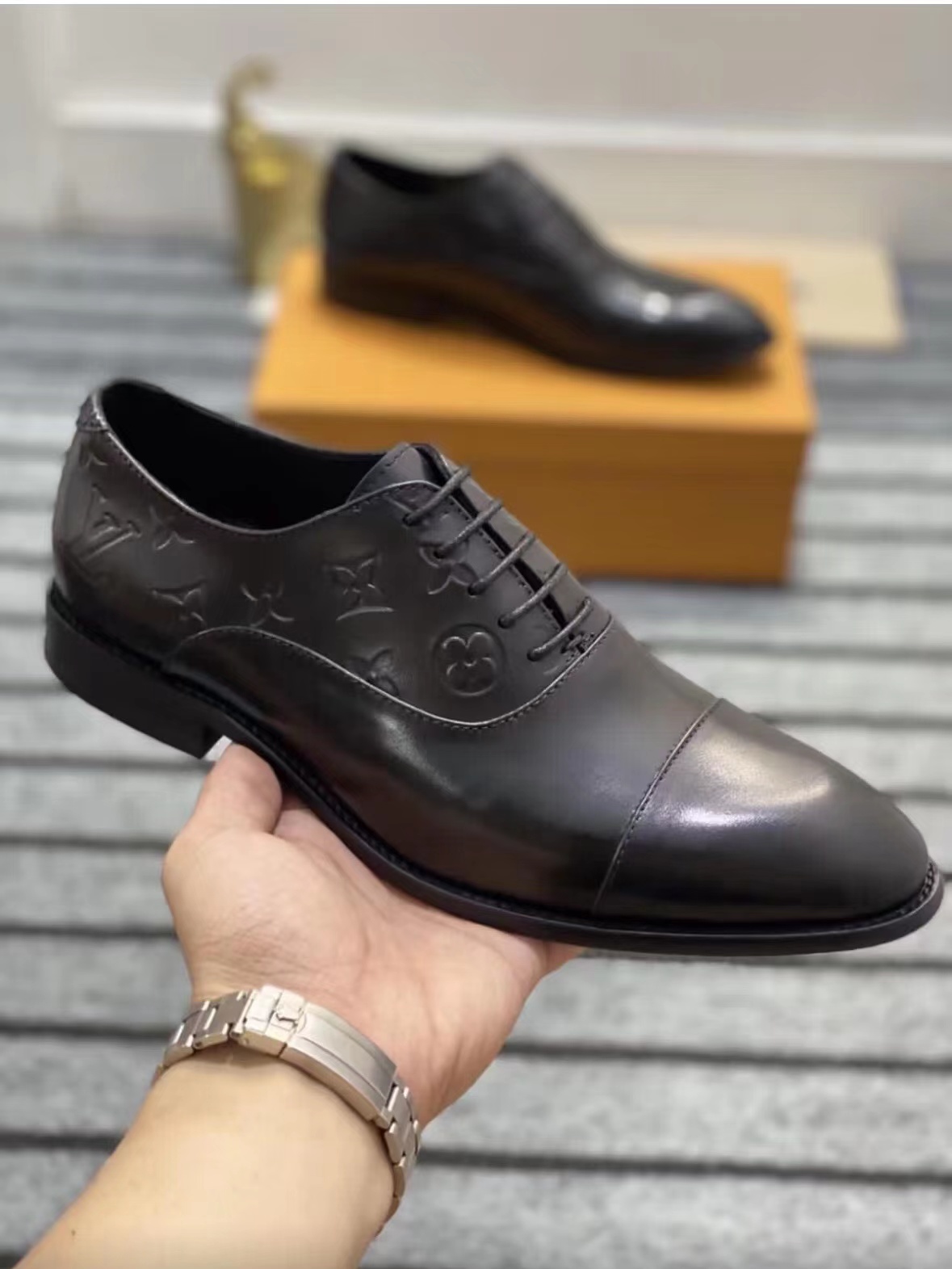 LV Shoes(AAA)-829