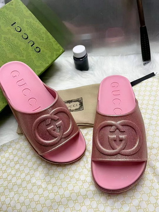 G*u*i slippers(aaa)-447