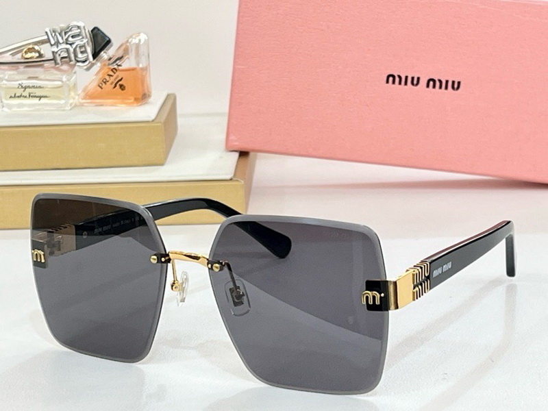M*um*u-760