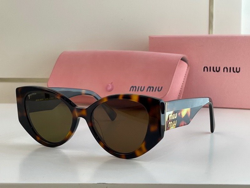 M*um*u-311