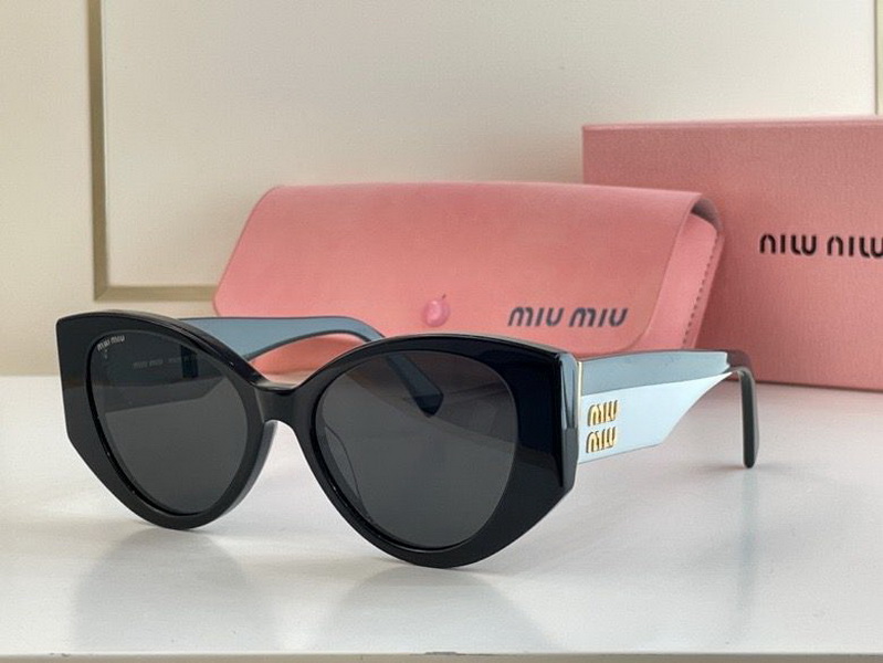 M*um*u-308