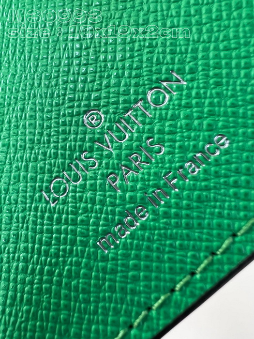 LV Wallets AAA(Men)-045