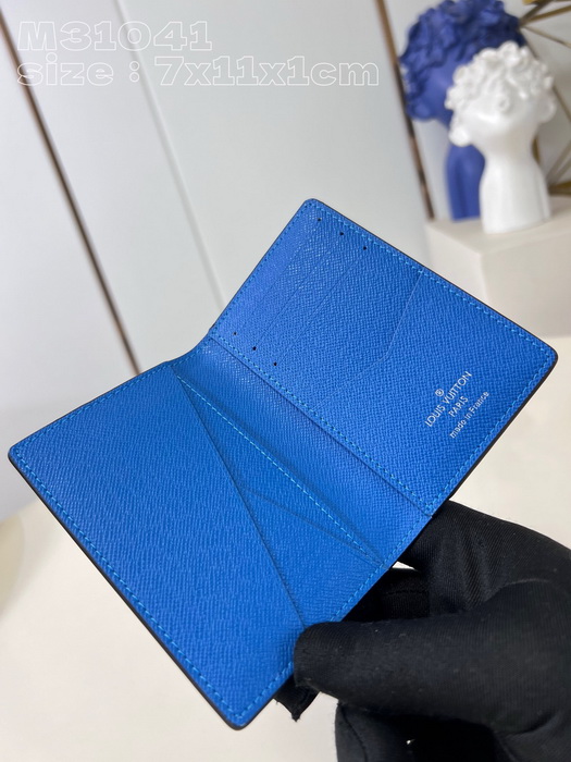 LV Wallets AAA(Men)-038