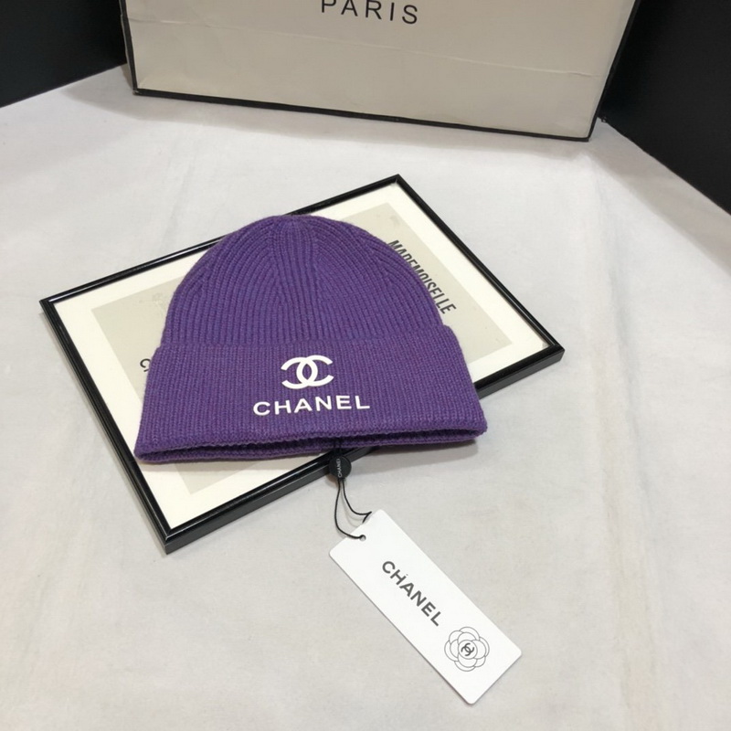 Ch*el beanies-083
