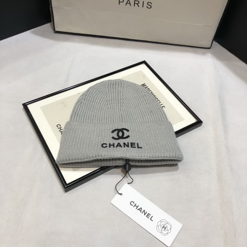 Ch*el beanies-088