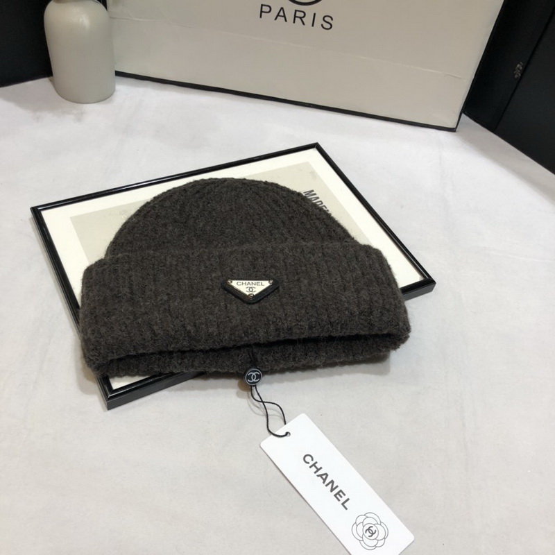 Ch*el beanies-095