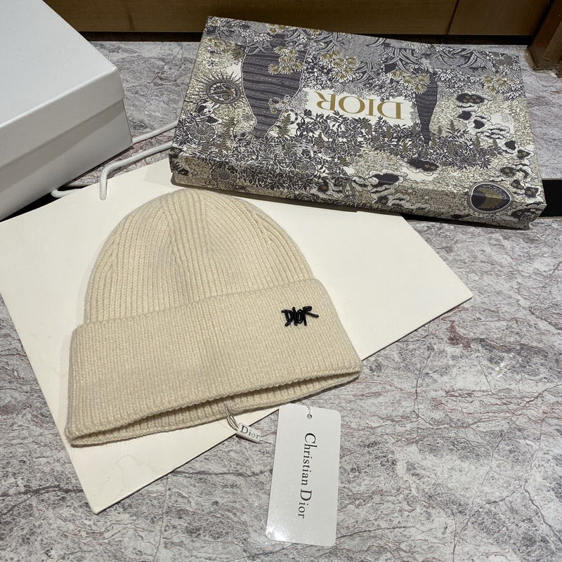 D*or beanies-022