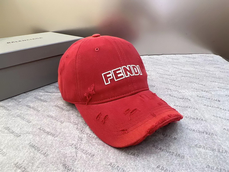 F**di cap-062