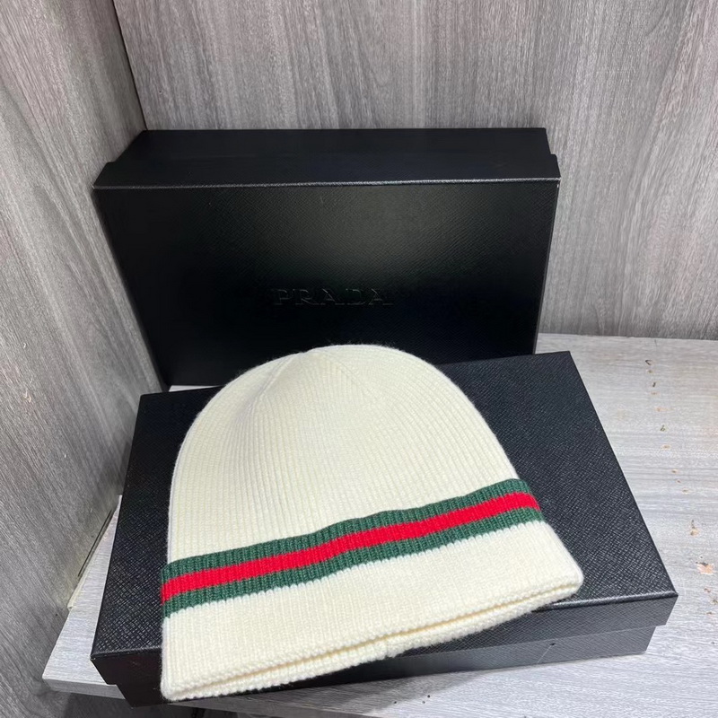 G*u*i beanies-005
