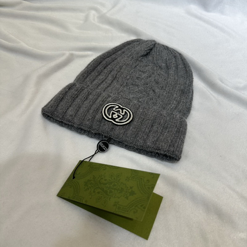 G*u*i beanies-013