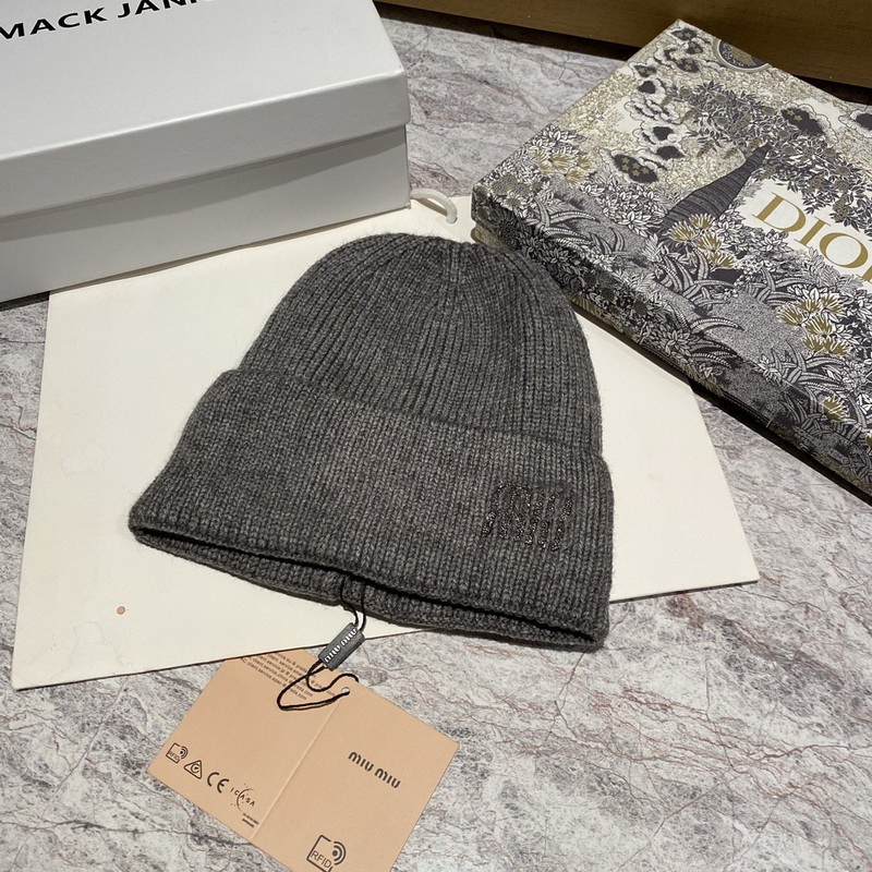 M*um*u beanies-032