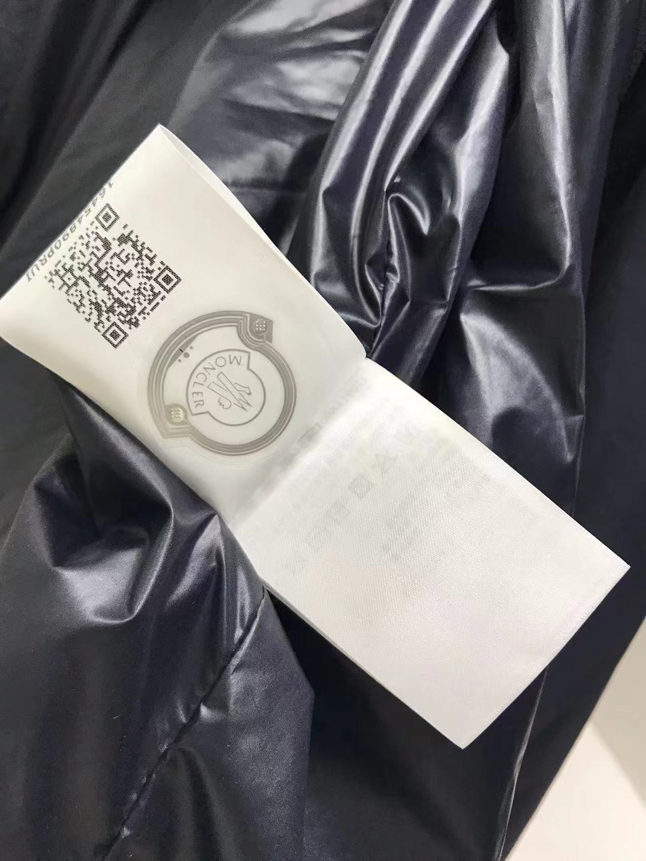Moncler Jacket-016