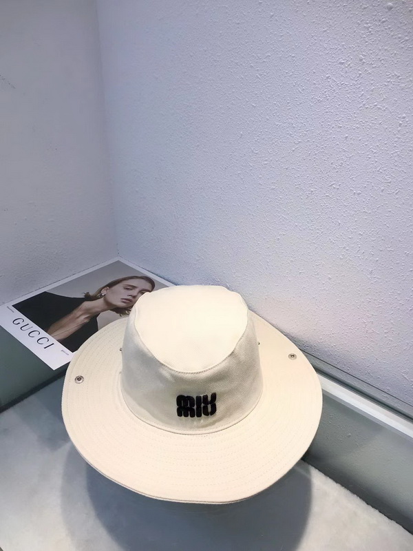 M*um*u cap-126
