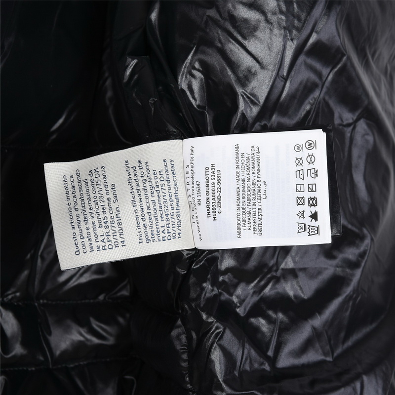 Moncler Coat-195