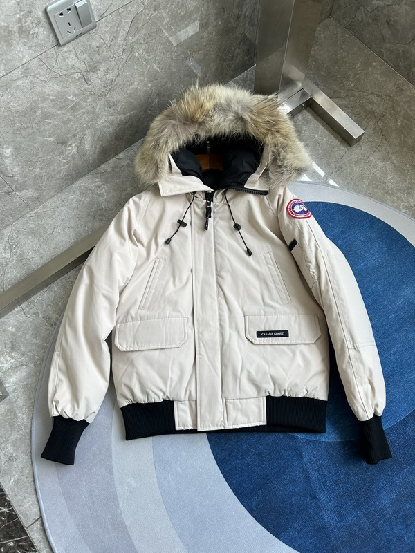 Can*a Go*e coat-352