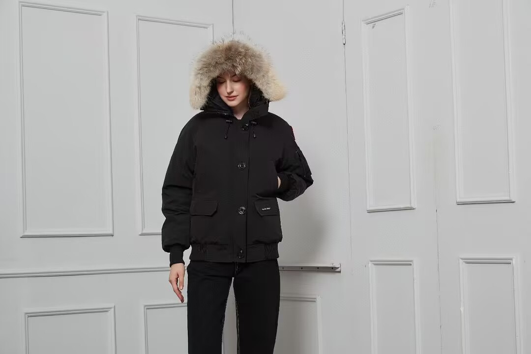 Can*a Go*e coat(women)-000