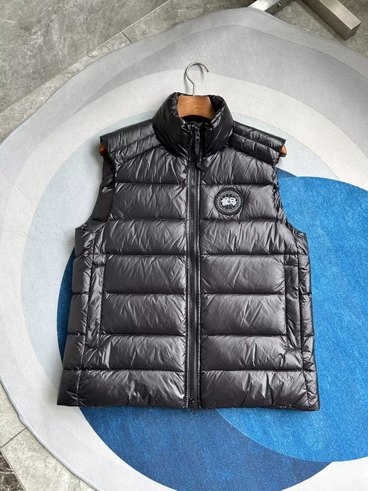 Can*a Go*e vest coat-013