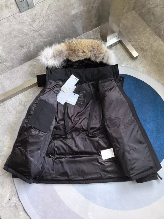 Can*a Go*e coat(women)-027