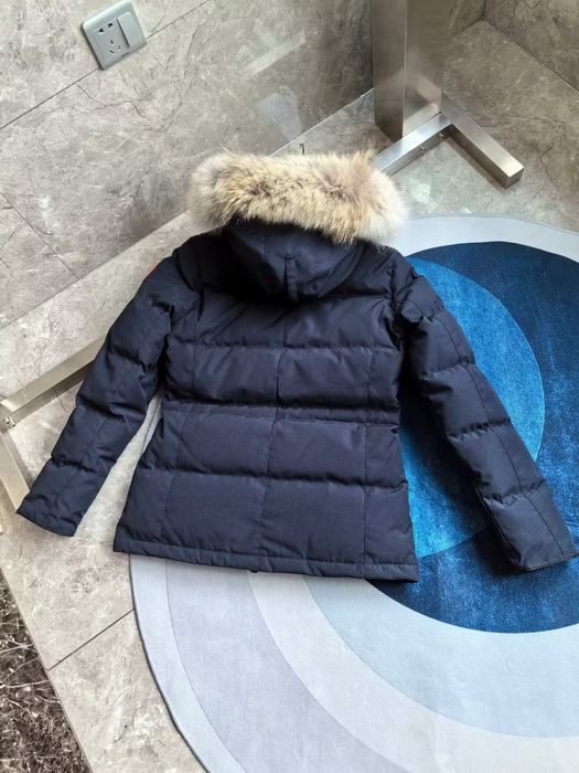 Can*a Go*e coat(women)-031