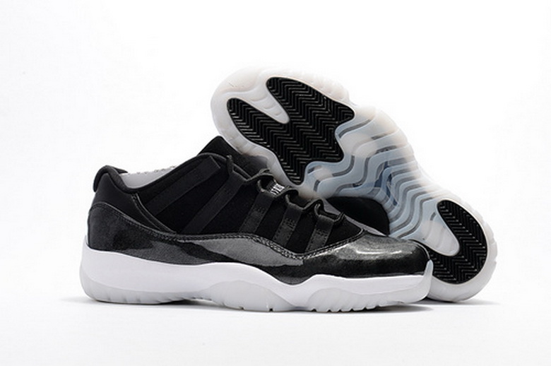 Air Jordan 11 Retro-030