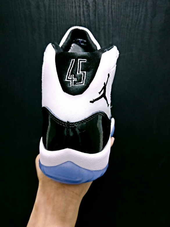Air Jordan 11 Retro-045